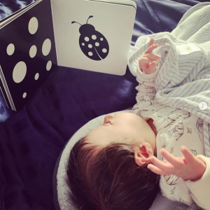 Mesmerised Black and White Baby Board Book - Image 3