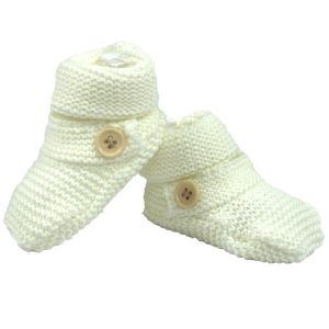 Korango – Knitted Button Booties – White